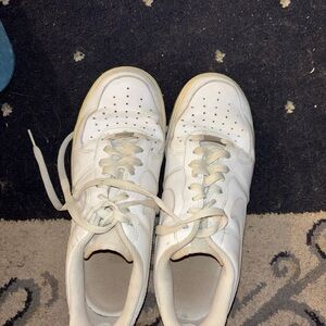 White Nike Air Forced W9